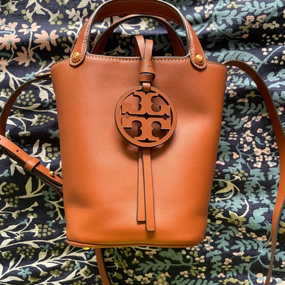 Tory Burch Miller mini bucket bag - Picture 2 of 5